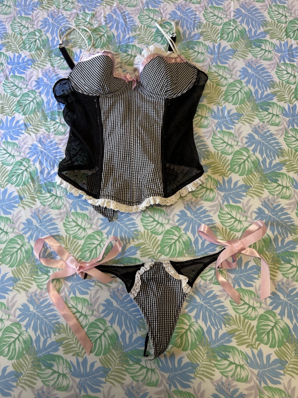 Smart & Sexy Black and White Gingham Bustier Corset and Thong Set 34B/7